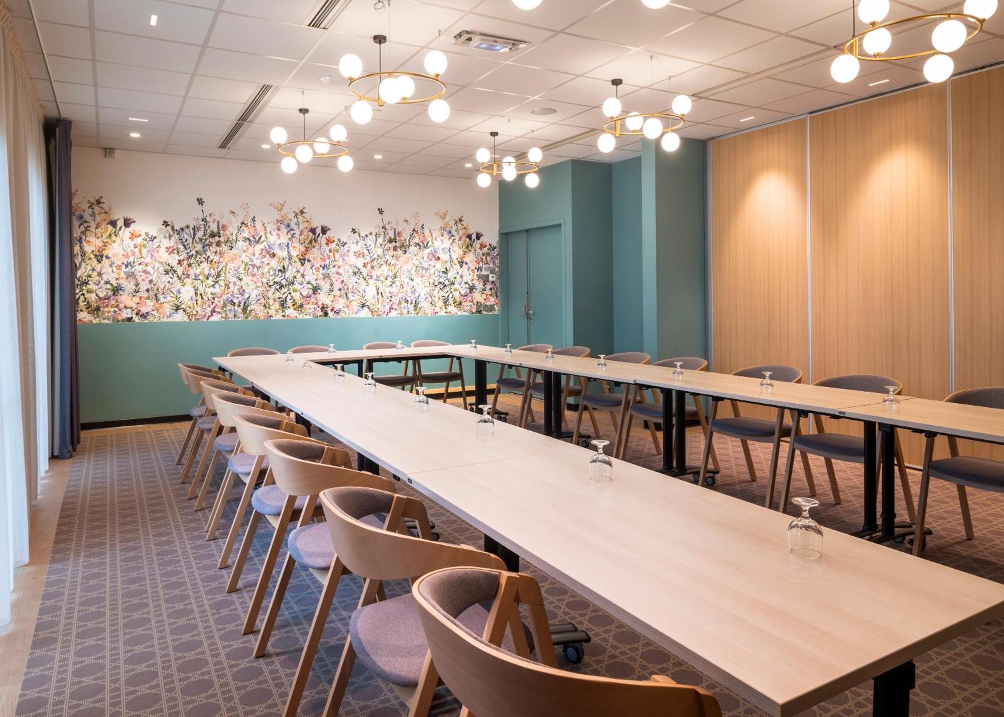 Ibis Styles Pontivy Centre Bretagne Hotel Exterior photo
